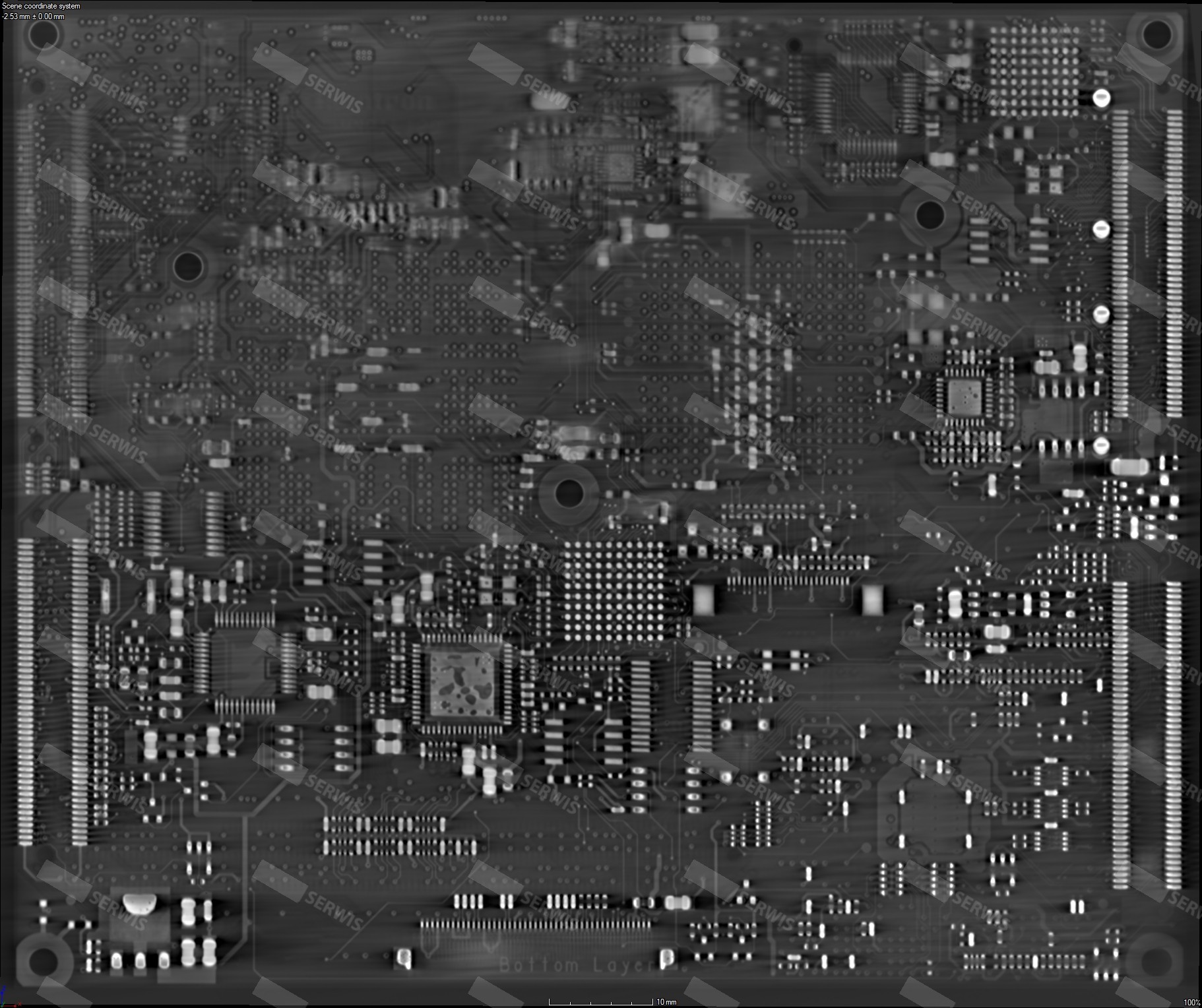 Płyta główna komputera z widocznymi układami scalonymi i ścieżkami